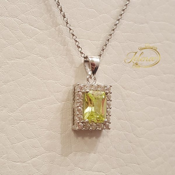 228 Privezak kristal